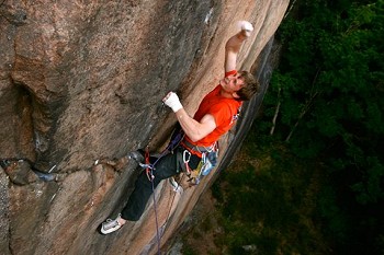 Pete making the 2nd ascent of Karlek, 8b, Sweden  © Petter Restorp