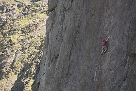 Calum Muskett making the 6th ascent of The Indian Face, E9 6c, Cloggy  © Mark Reeves