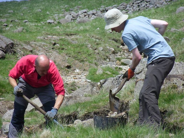 Steve and Jamie hard at work   © National Trust