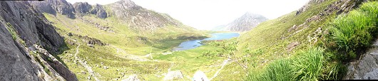 The view from Tennis Shoe of Llyan Idwal. What a day!  © Steve Swanborough