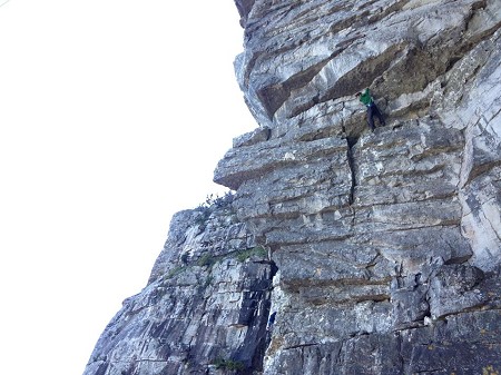 Alex soloing everyone’s projects again, on the Jeopardy wall up at Table Mountain  © Hazel Findlay