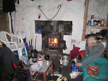 Corrour bothy - home from home  © Ed Poulter