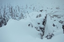 A snowy Ledge Route