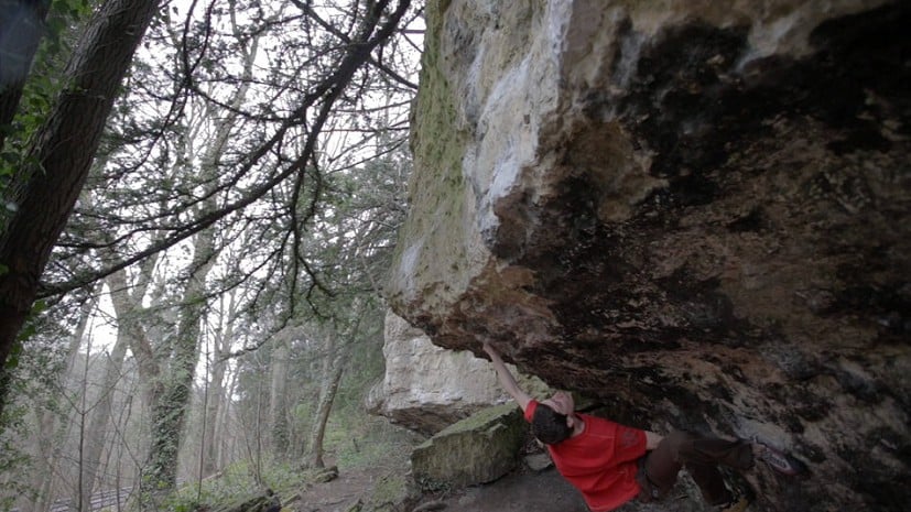 Eliot Stephens climbing Dark Art, 8A, Anston Stones  © Eliot Stephens (Video Still)