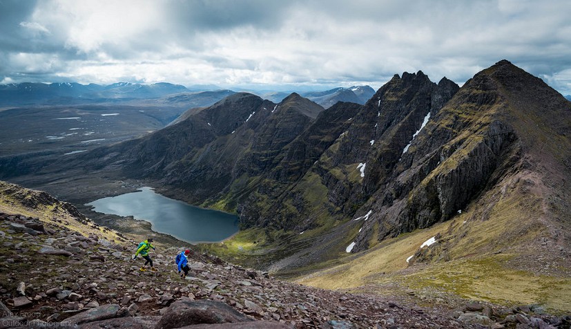 Trail runners on heading for Sgùrr Fiòna from Bidean a' Ghlas Thuill on An Teallach  © AlexFrood