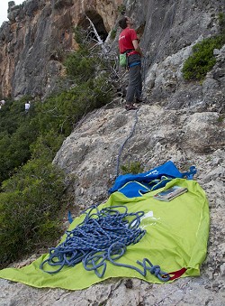 DMM Classic Rope Bag - The large tarp with rope tie-ins  © UKC Gear
