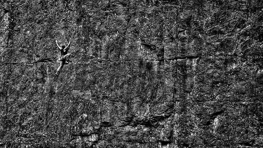 Unknown climber on Rotund Rooley (6b+) in Horseshoe Quarry.  © stp