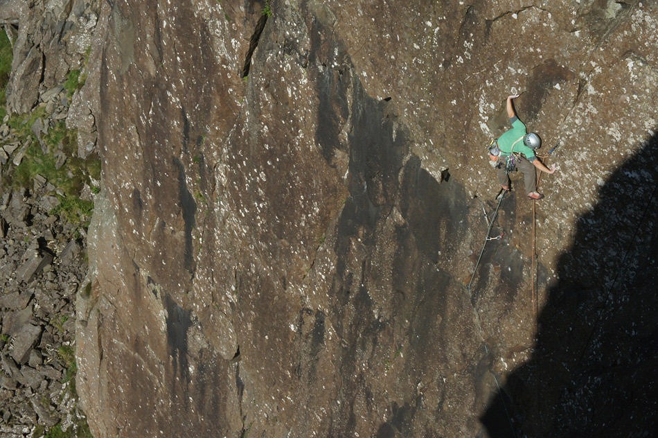 Paul Swail on the first ascent of Full of energy, Ready 2 Party, E5  © John McCune