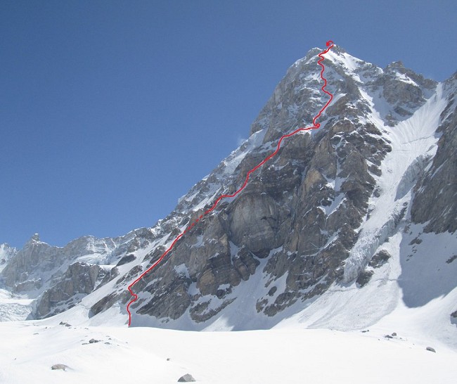 Foreshortened view of SW Buttress of Janahut. The summit is some way out of view beyond the forepeak  © Simon Yearsley