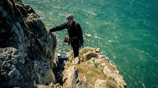 Just heading down to the abseil on a glorious day.  © Will242