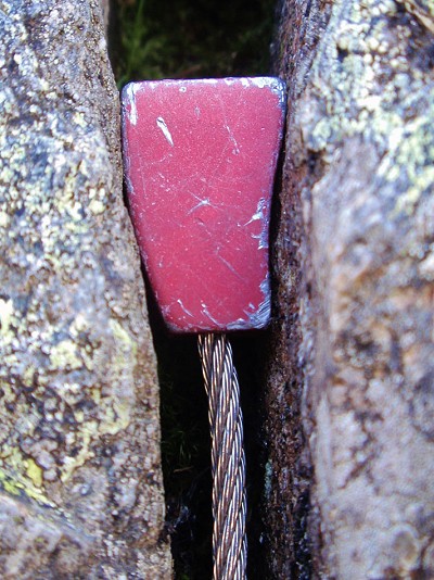 The same Rock 6 in the same placement facing right  © UKC Gear