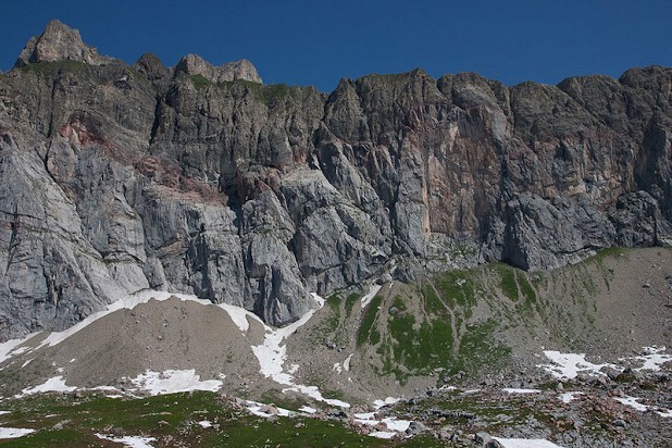 The impressive overhanging wall of the South Face of the Rote Wand (centre right)  © Alex Luger Collection