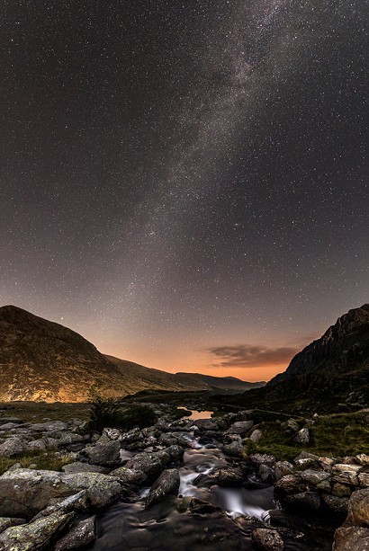 Milky way above the Ogwen Valley.   © James Rushforth