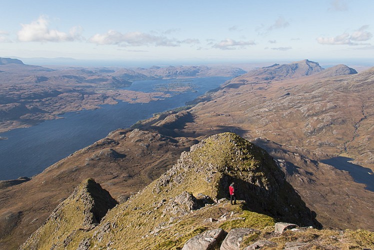 Loch Maree from the top of the Northwest Buttress  © Dan Bailey - UKHillwalking.com