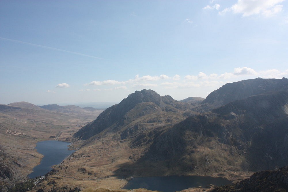 Tryfan and the Ogwyn Valley  © Simon Ash