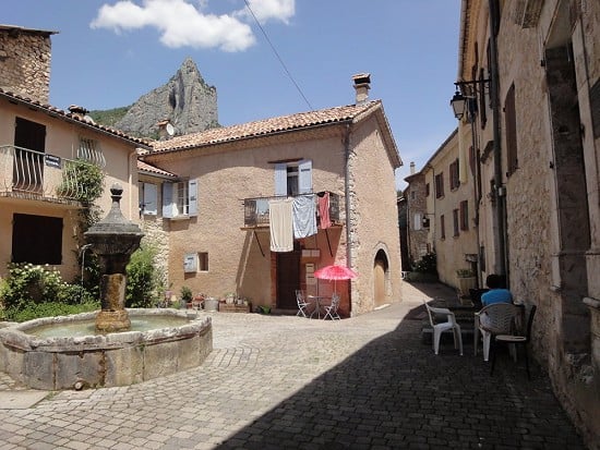 The Quiquillon with the Gite Font Ronde in the foreground  © Ian Fenton