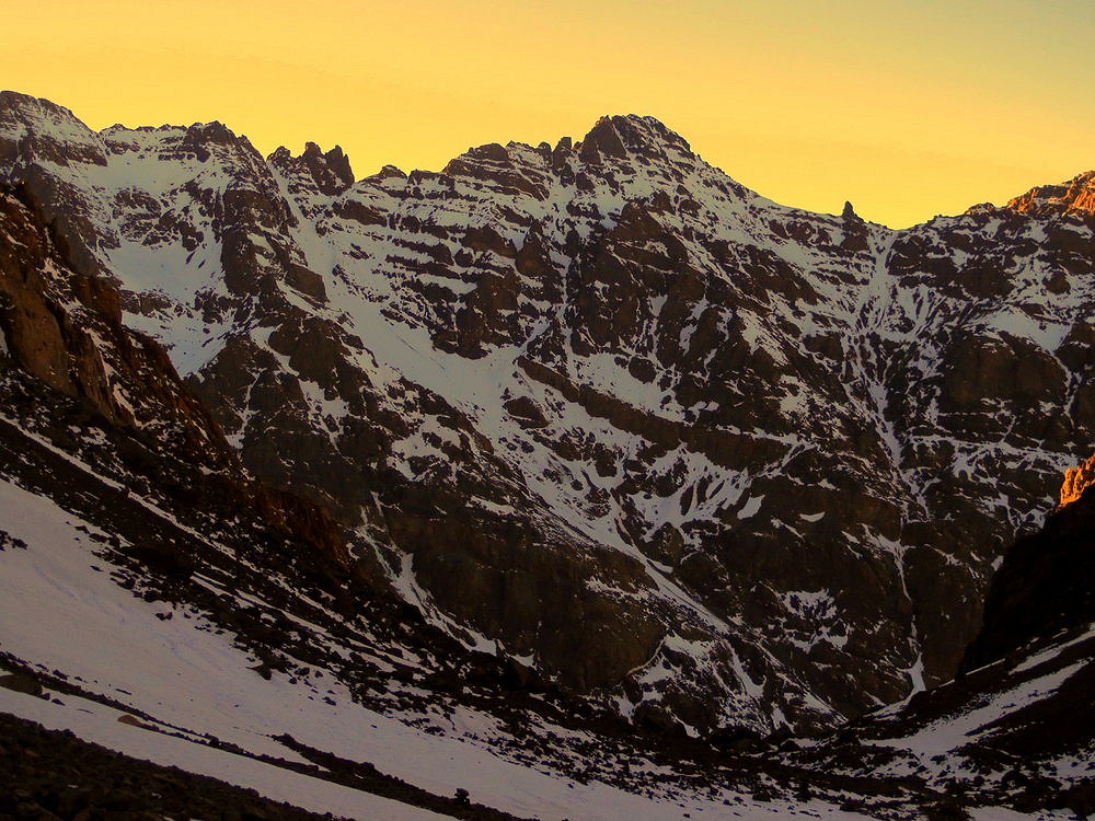 Sunset view of Biguinnousenne and the Clochetons from Toubkal   © Thomas Skelhon