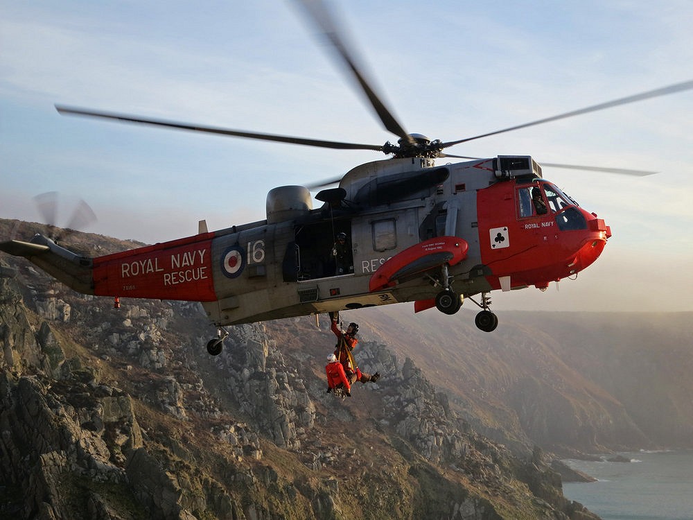 Heli Rescue after fall on suicide wall's final pitch  © George Salt