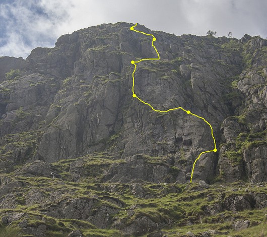 The route Corvus takes up Raven Crag  © samharrison7