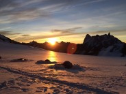 Sunrise on the vallee blanche, before the start of a sunny alpine day.