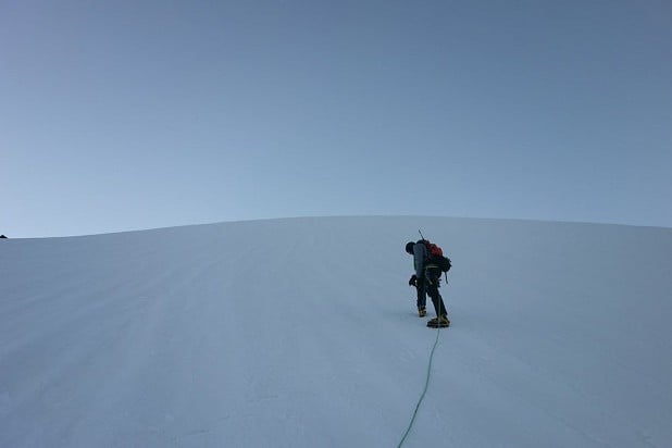 Easy slopes towards the south summit of P5665  © Lee Harrison