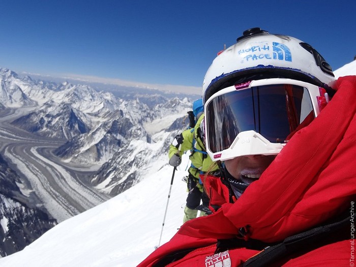 Tamara on summit of K2  © Tamara Lunger Archive