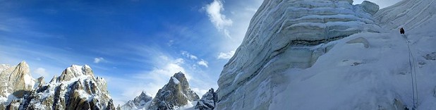 Serac climbing on twin peak 2  © James Monypenny