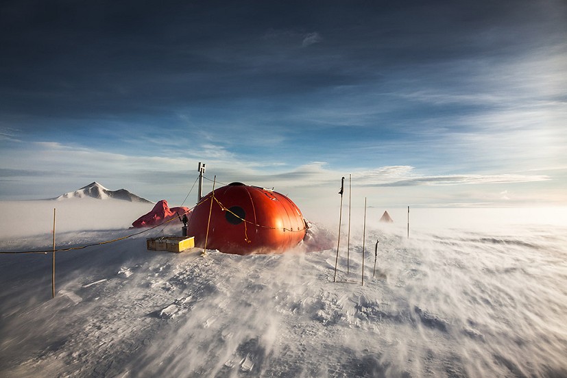 Windy as usual at the 'Melon' Hut, Sky Blu, S75º, Antarctica  © Ben Tibbetts