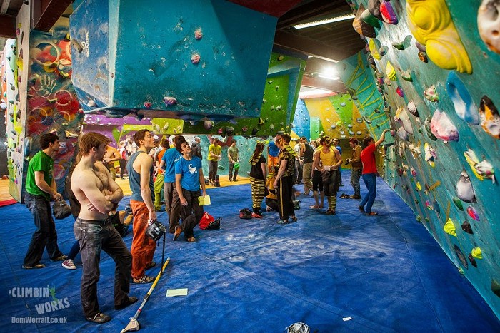 Three qualification rounds in 2016 with 450 competitors  © The Climbing Works