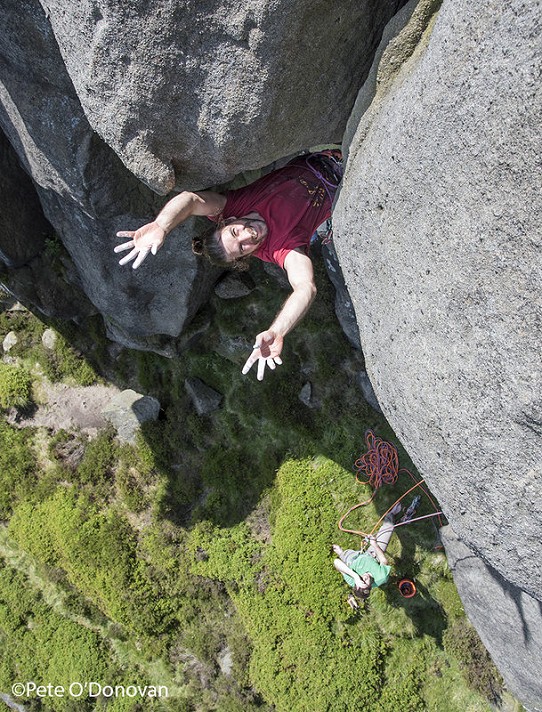 Dave Brown hanging out on Brutality, E1 5b, Kinder  © Pete O'Donovan
