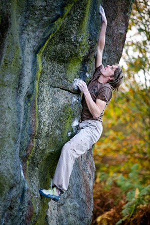 Andy making a rare ascent of High Fidelity (8B) at Caley.  © Darren Stevenson