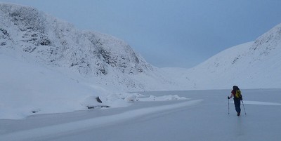The icy approach to Creag an Dubh Loch  © Uisdean Hawthorn