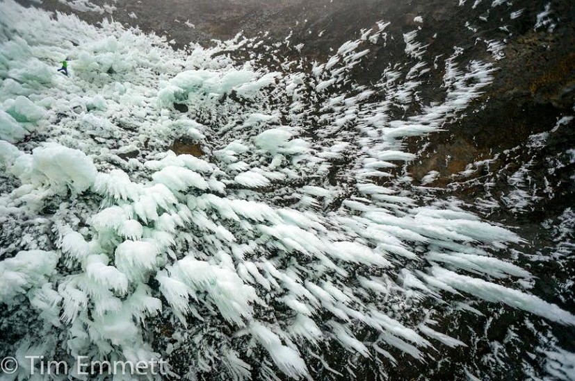 A maze of ice daggers: Interstellar Spice  © Tim Emmett