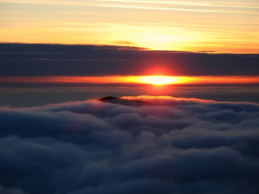 Craig Cau, Cadair Idris. Sunset and Inversion.   © machman