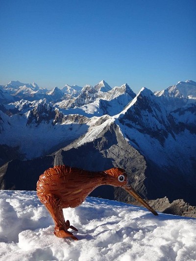 Kiwi at 5945m  © NZ Alpine Team