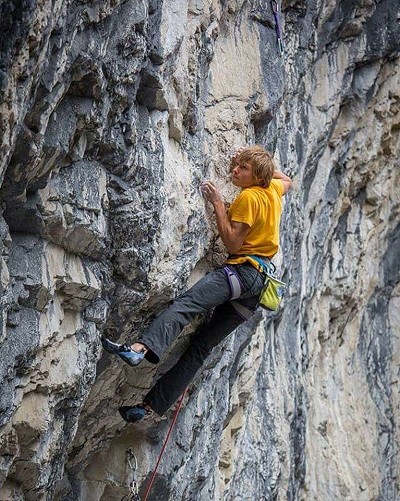 Alex Megos on Iron butterfly, 8c+/9a, Canmore, Canada  © Sonnie Trotter
