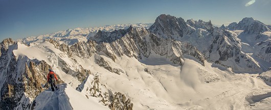 Descending from the summit of Les Courtes.  © Josh Willett