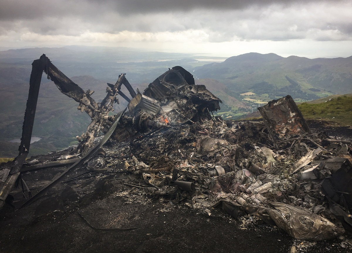 yr aran helicopter fire 4  © Llanberis Mountain Rescue Team