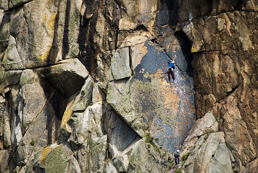 Unknown climber on the Coal Face, Suicide Wall  © KevinGibbs