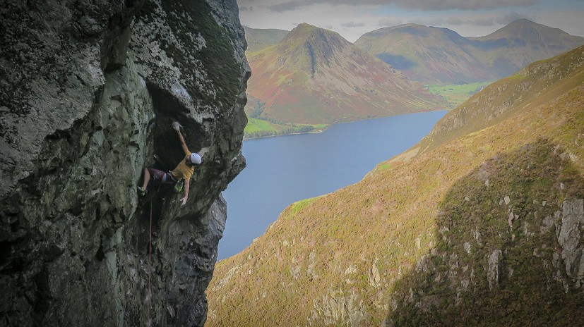Jordan Buys on the second ascent of Hasty Sin Oot Ert Hoonds E9  © Adam Lincoln