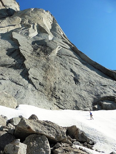 The 650m upper pillar of Non Ce Due Senza Tre, the start of the hard climbing.  © Wil Treasure