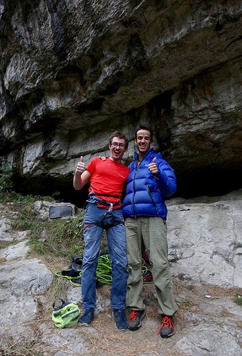 Will with his coach and belayer Tom Randall  © Hot Aches/Paul Diffley