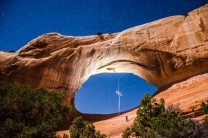 Exploring Moab's Arches under the light of the Supermoon