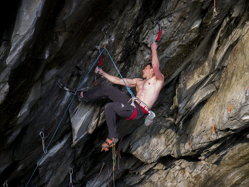 Testing the Petzl CONTACT while dry tooling  © Martin McKenna
