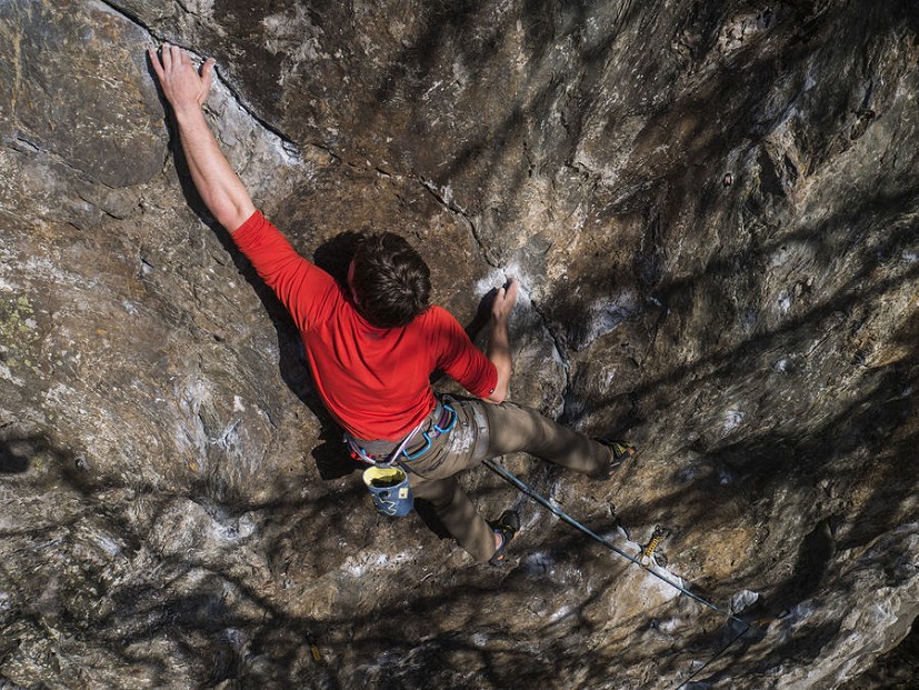 Testing the Petzl CONTACT rope at Upper Cave Crag, Dunkeld.  © UKC Gear