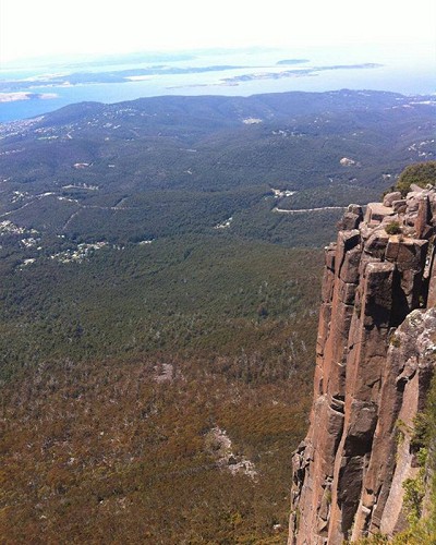 Optimal - but somewhat infrequent - conditions on the Organ Pipes  © Jim Hulbert