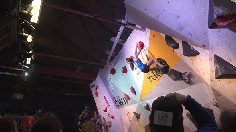 Mélissa takes the win with problem 4 (CWIF 2016)  © Nick Brown