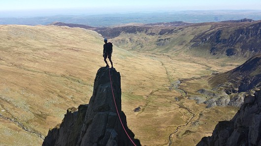 Perfect day on Amphitheatre Buttress  © Hadfield6