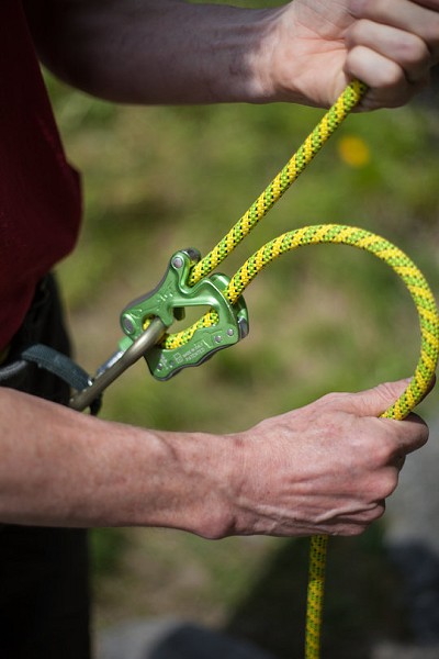 Assisted Breaking Belay Device Review - CT Click Up 3  © UKC Gear