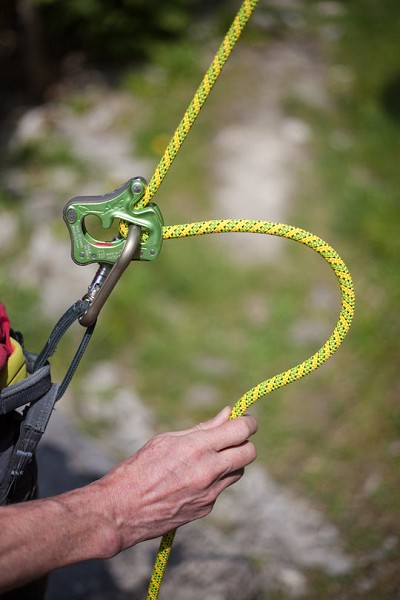 Assisted Breaking Belay Device Review - CT Click Up 5  © UKC Gear
